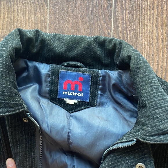 Mistral, Feel free to contact me and ask question or offer. - Picture 2 of 7